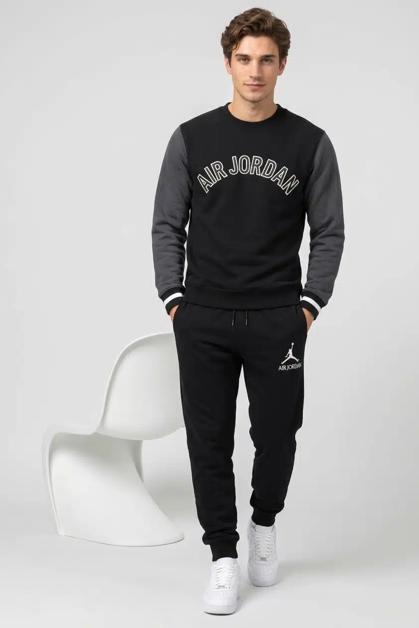 Nike Air Tracksuit Crew Neck Black Nike Air Tracksuit Crew Neck Black