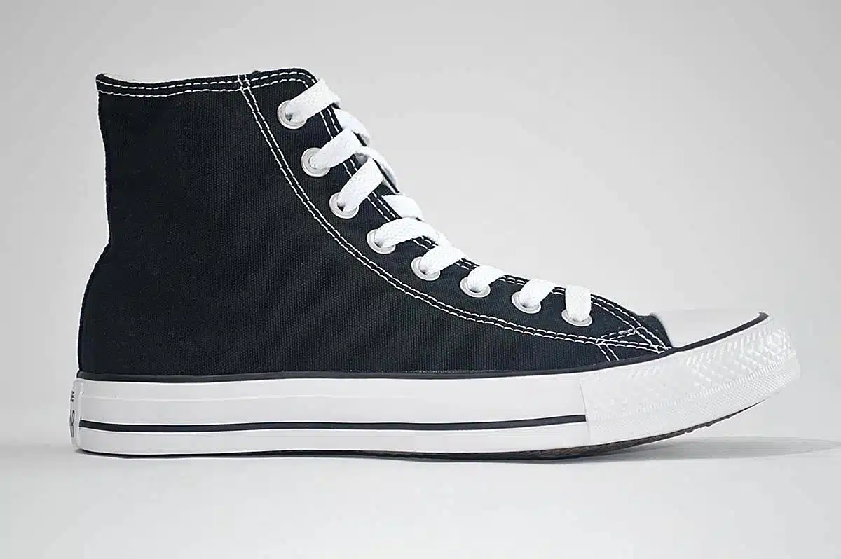 Converse Chuck Taylor All Star High Top Trainers <span class="prodcode"><br>M9160C</span> Converse Chuck Taylor All Star High Top Trainers <span class="prodcode"><br>M9160C</span>