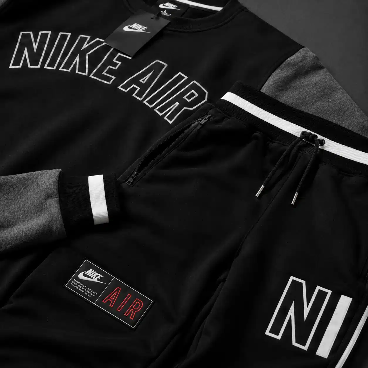 Nike Air Tracksuit Crew Neck Black Nike Air Tracksuit Crew Neck Black