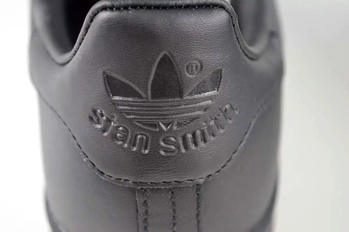 Adidas Stan Smith Mens Trainers Black <span class="prodcode"><br>M20327</span> Adidas Stan Smith Mens Trainers Black <span class="prodcode"><br>M20327</span>