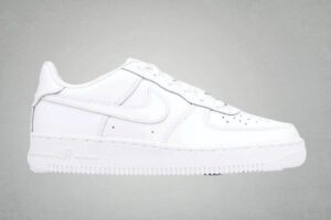 Nike Air Force 1 ’07 Trainers <span class="prodcode"><br>CW2288-111</span>