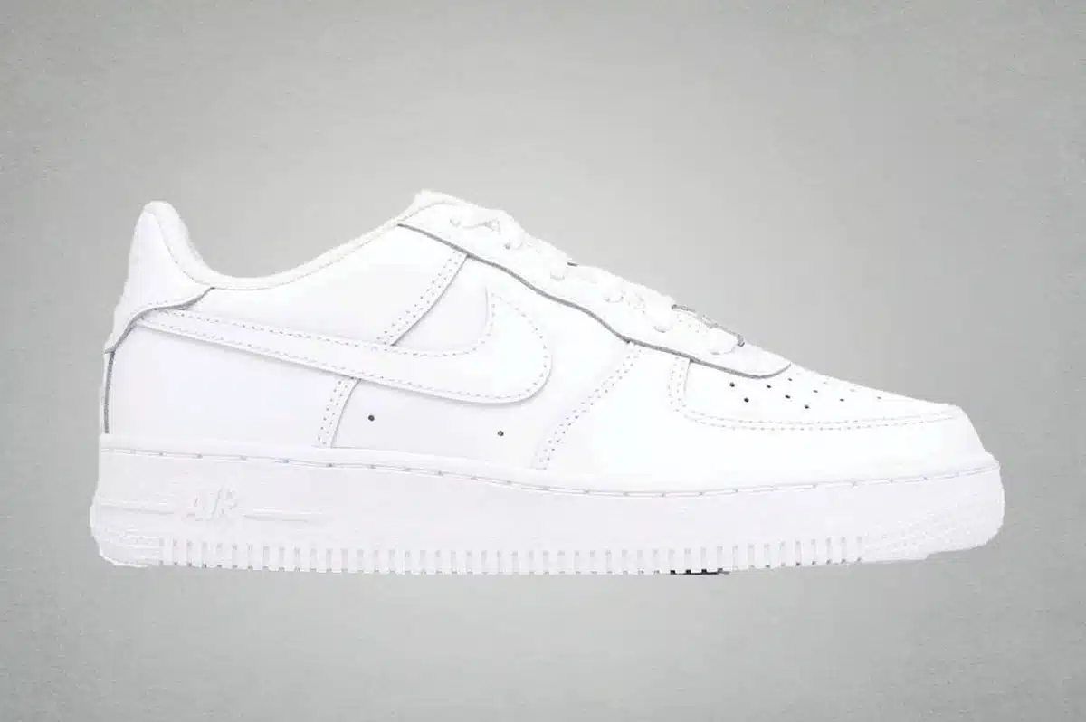 スニーカー NIKE AIR FORCE 1 07 white/white cw2288-1 Nike Air Force 1 '07 Trainers CW2288-111 - Same Day Trainers