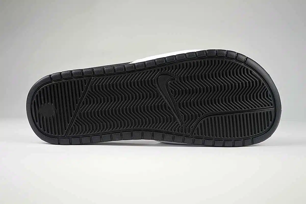 Nike Benassi JDI Slide White & Black <span class="prodcode"><br>343880-100</span> Nike Benassi JDI Slide White & Black <span class="prodcode"><br>343880-100</span>