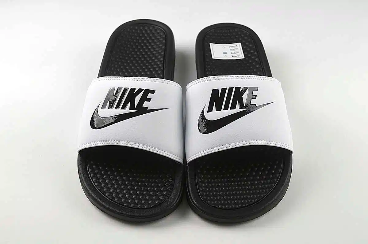 Nike Benassi JDI Slide White & Black <span class="prodcode"><br>343880-100</span> Nike Benassi JDI Slide White & Black <span class="prodcode"><br>343880-100</span>